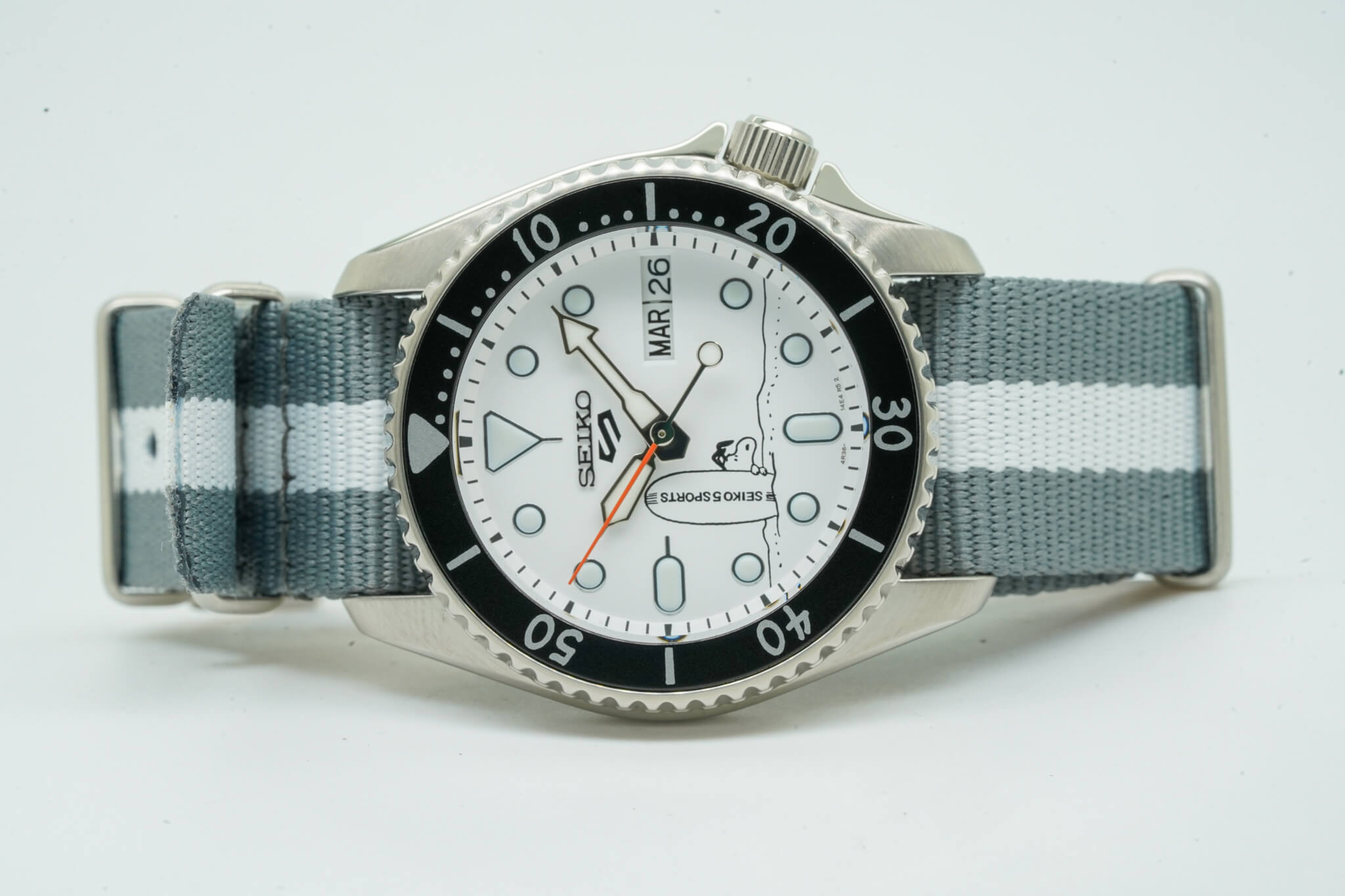Orologio Seiko 5 Sports Snoopy Surf Limited - SRPK25K1 - immagine 3
